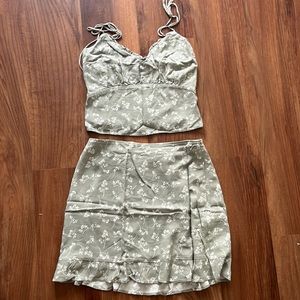Sage print Abercrombie skirt and top set